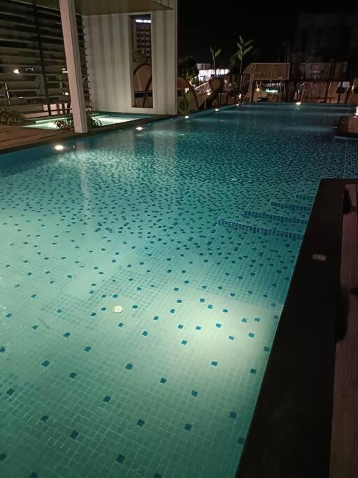 Sky Trees 4 Guests High Floor Nflix Hbo Disney Garden View A1801 Johor Bahru Exterior photo