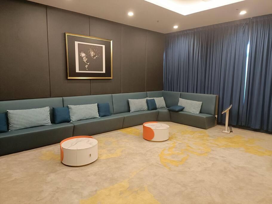 Sky Trees 4 Guests High Floor Nflix Hbo Disney Garden View A1801 Johor Bahru Exterior photo